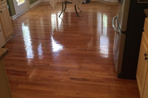 sparkling-wood-floors-hunterscleaningservice-marietta